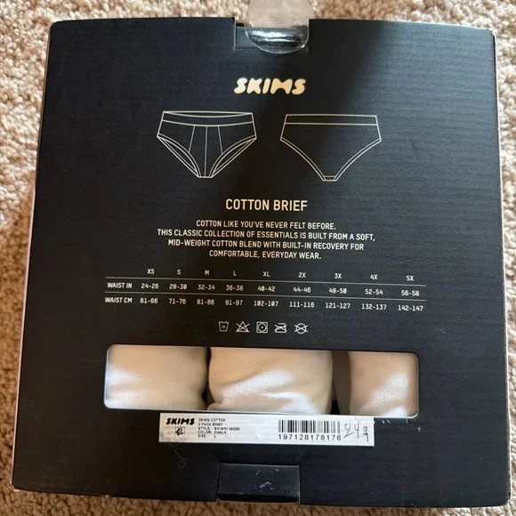 Skims Men's Cotton Briefs L Large 36-38 New In BOX 3 Pack White/Chalk Underwear - Picture 3 of 10